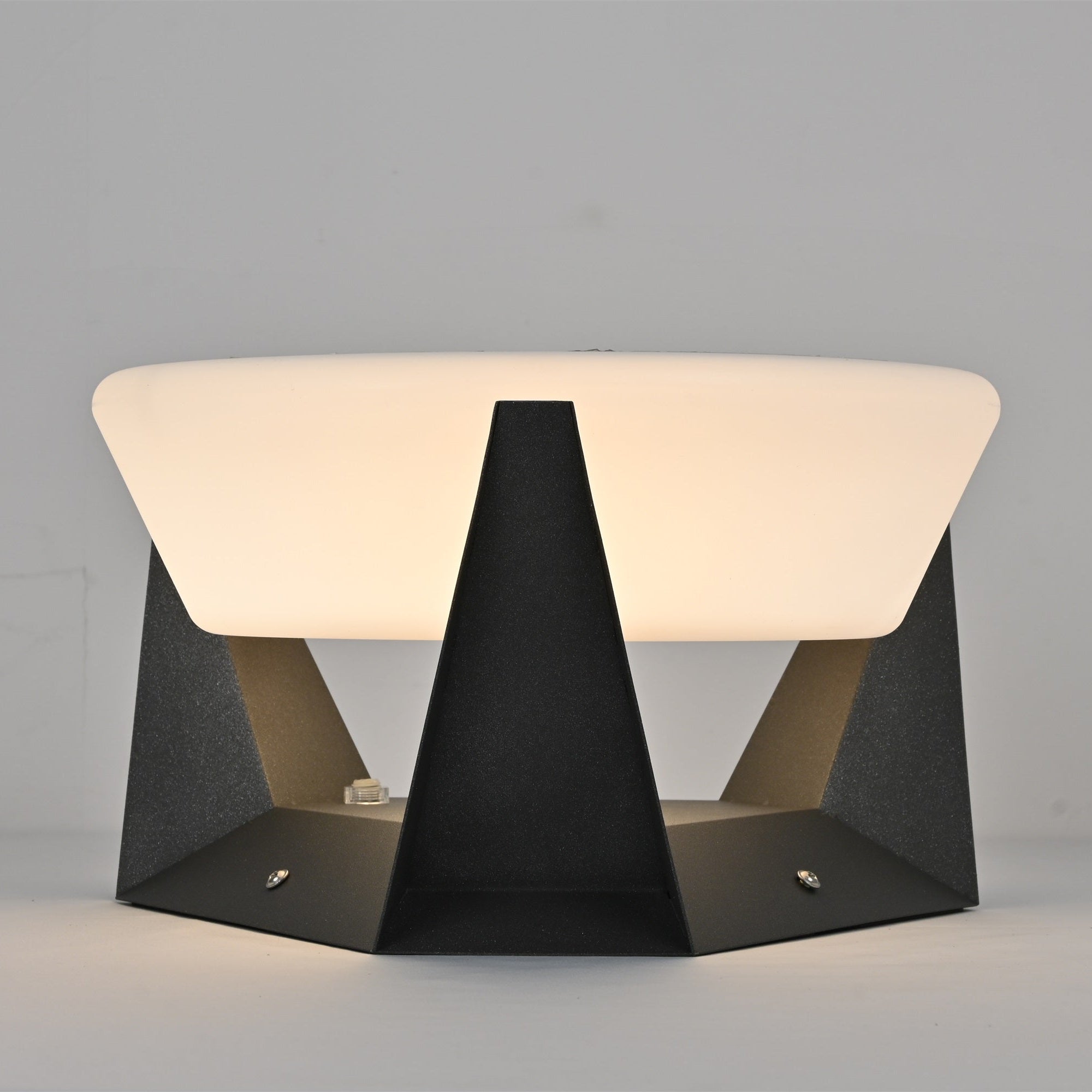 Gulvlampe i skålform | Ormexis