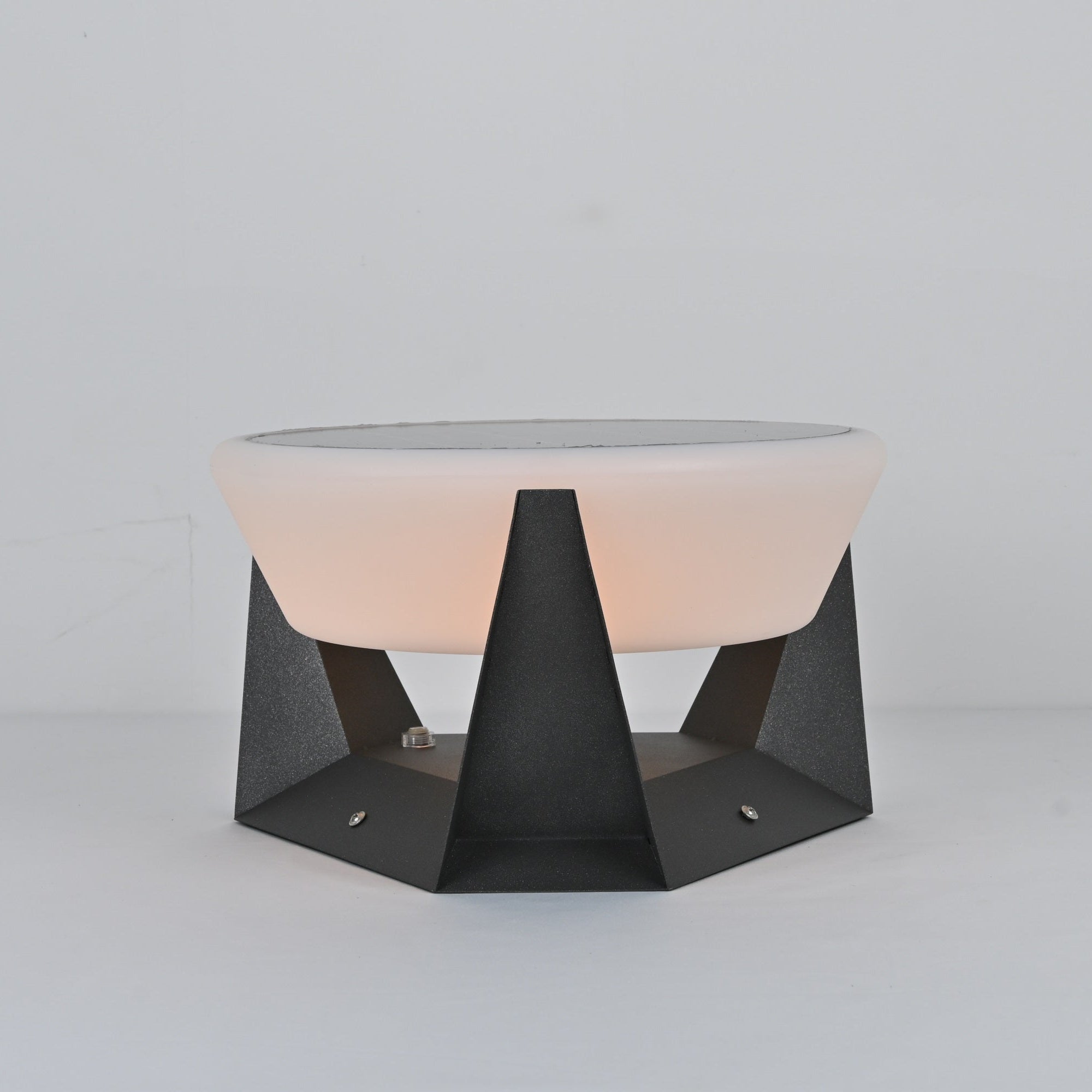 Gulvlampe i skålform | Ormexis