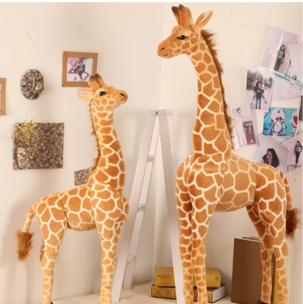 Peluche girafe surdimensionnée pour câlins chaleureux et moments de jeu
