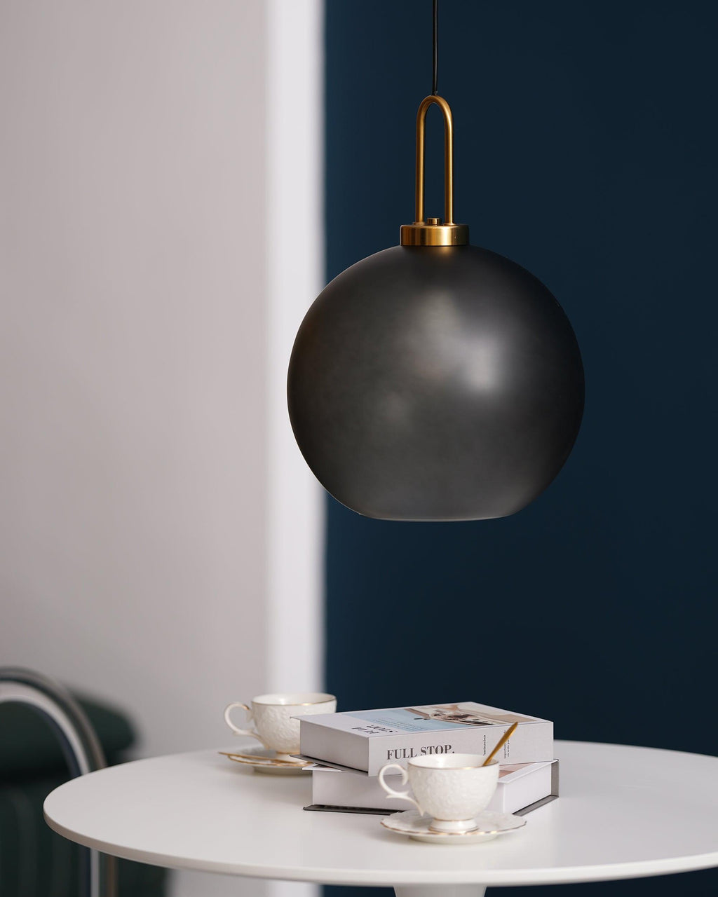 Modern Pendulum Glass Pendant Light | Ormexis