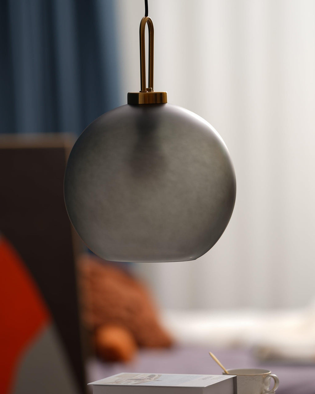 Modern Pendulum Glass Pendant Light | Ormexis