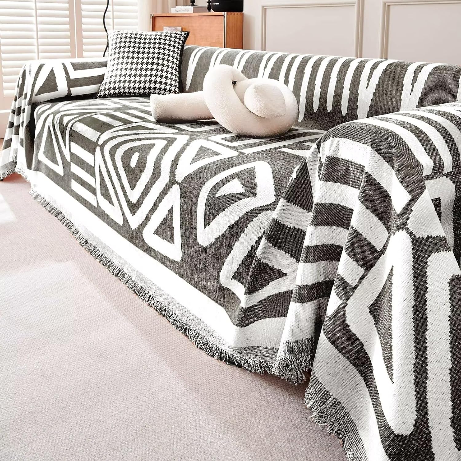 Tribal Pattern Sofa Cover | Ormexis