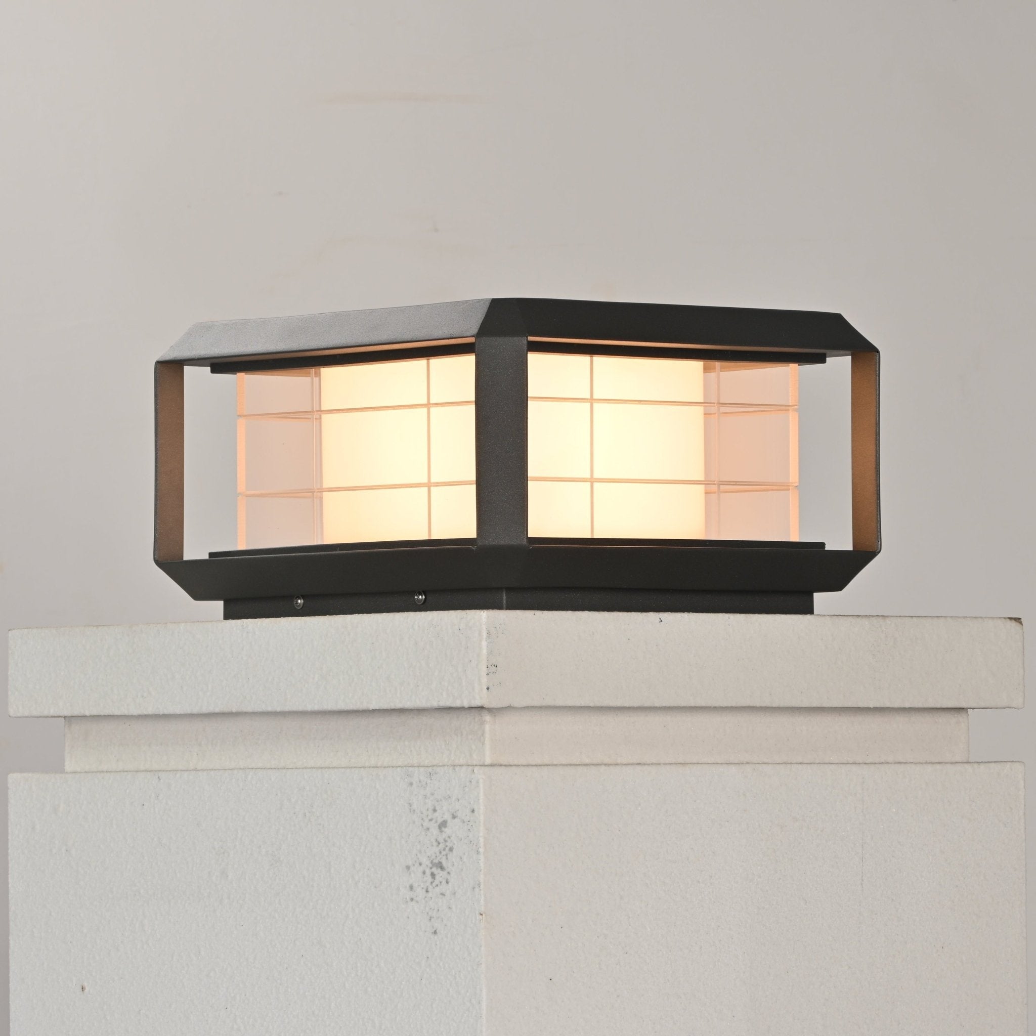 Gridline Solar Cap Light | Ormexis
