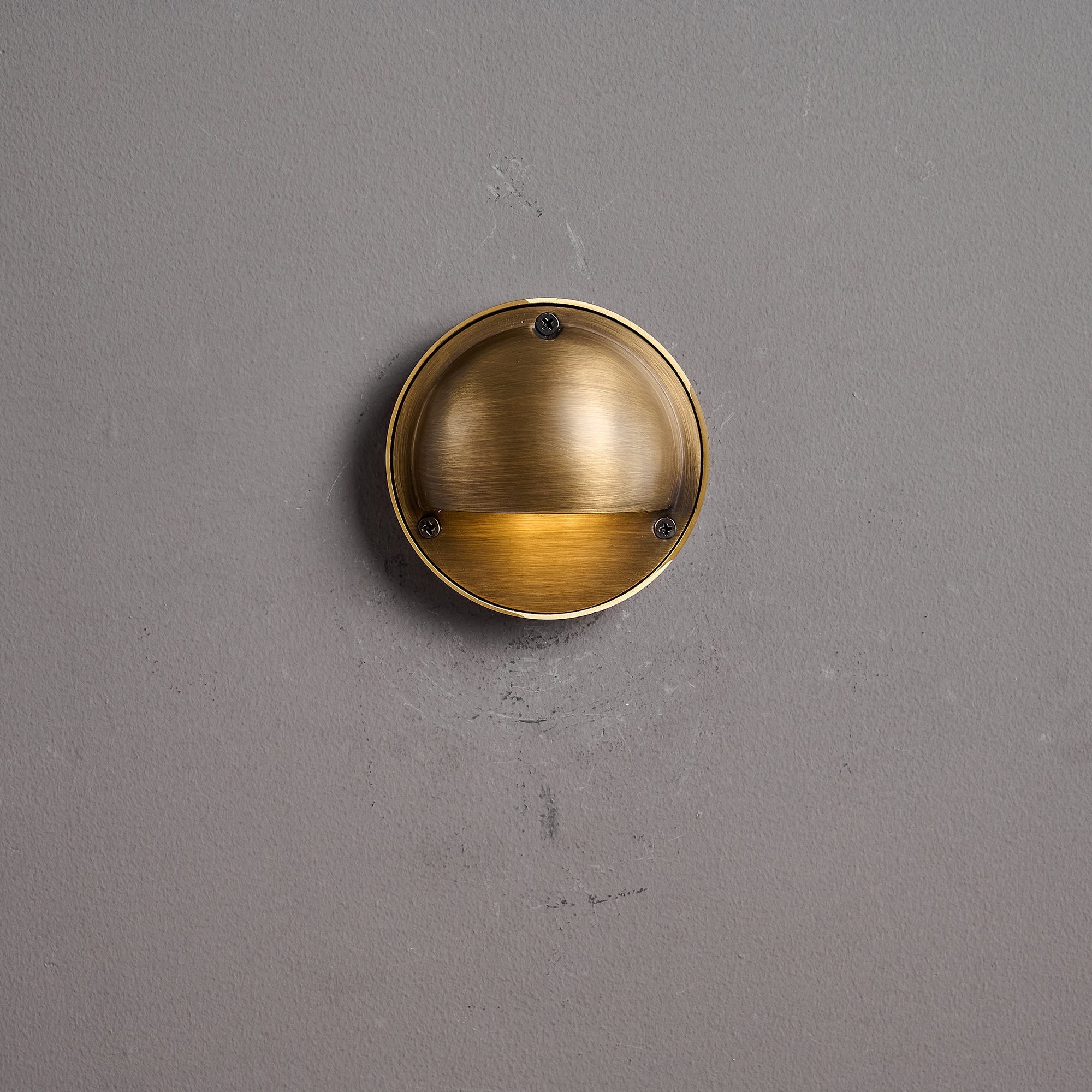 Regency Shield Wall Light | Ormexis