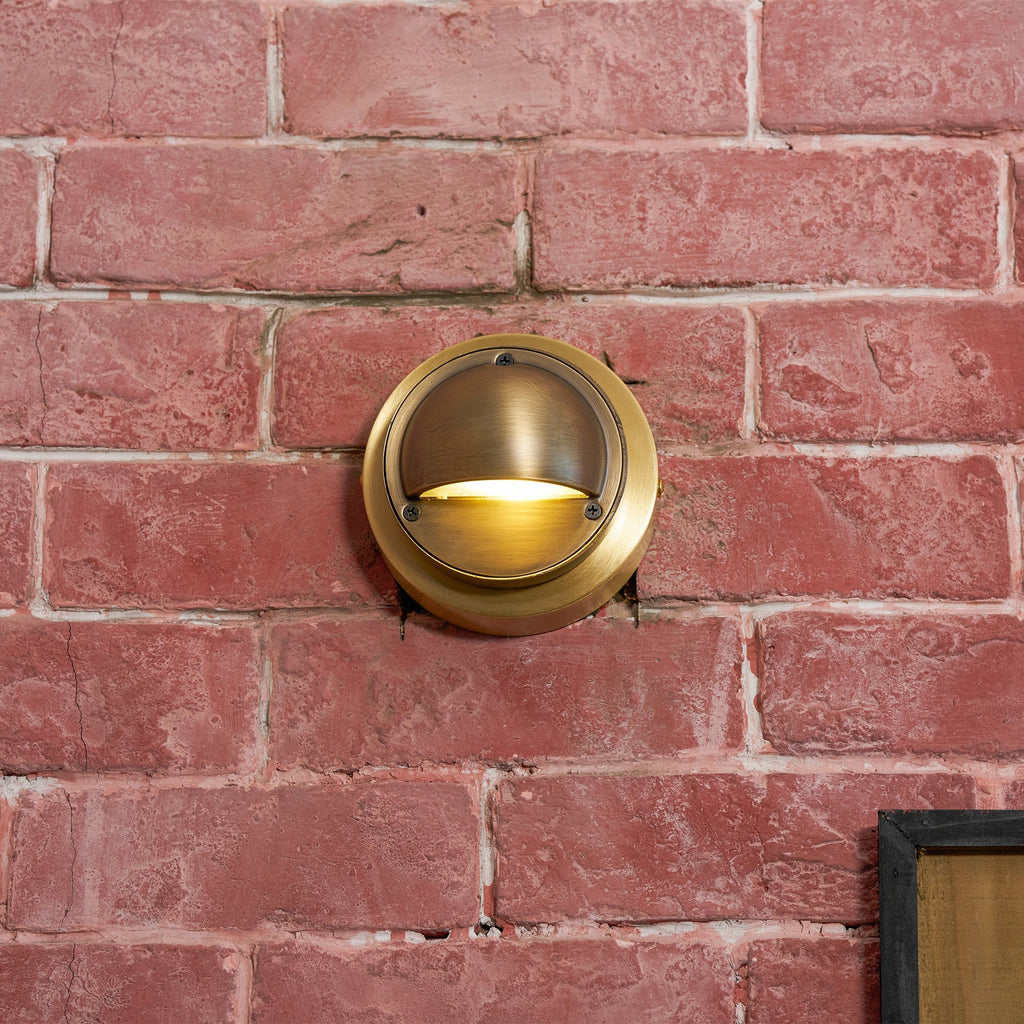 Regency Shield Wall Light | Ormexis
