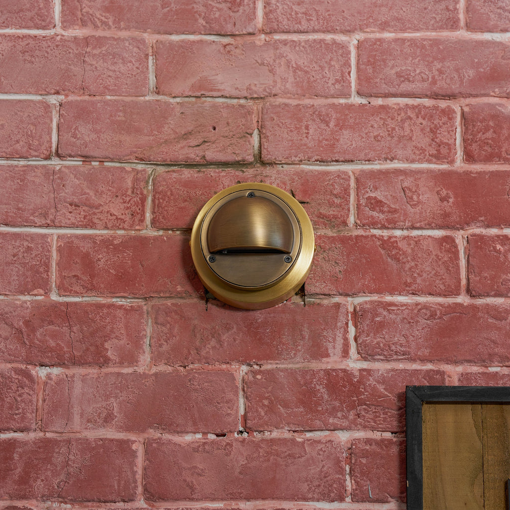 Regency Shield Wall Light | Ormexis