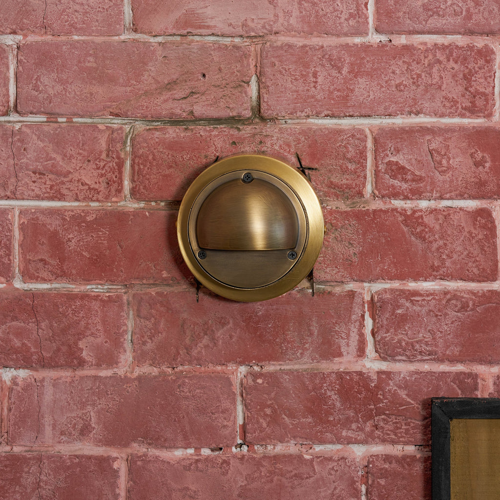 Regency Shield Wall Light | Ormexis
