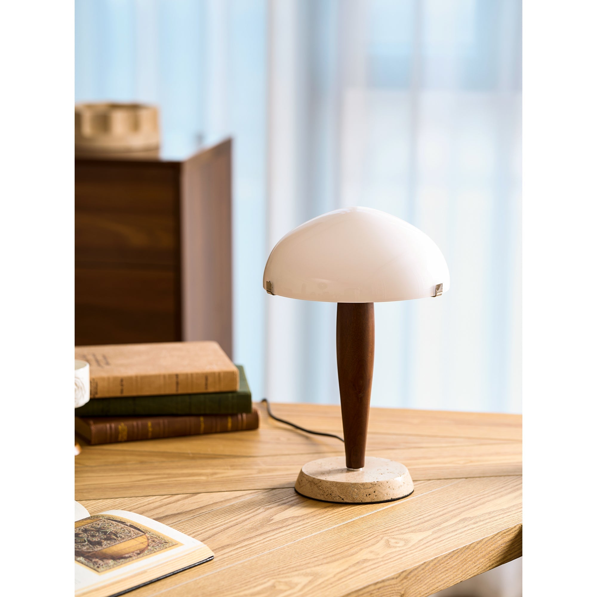 Mid-century-veistoksellinen pöytävalaisin | Ormexis