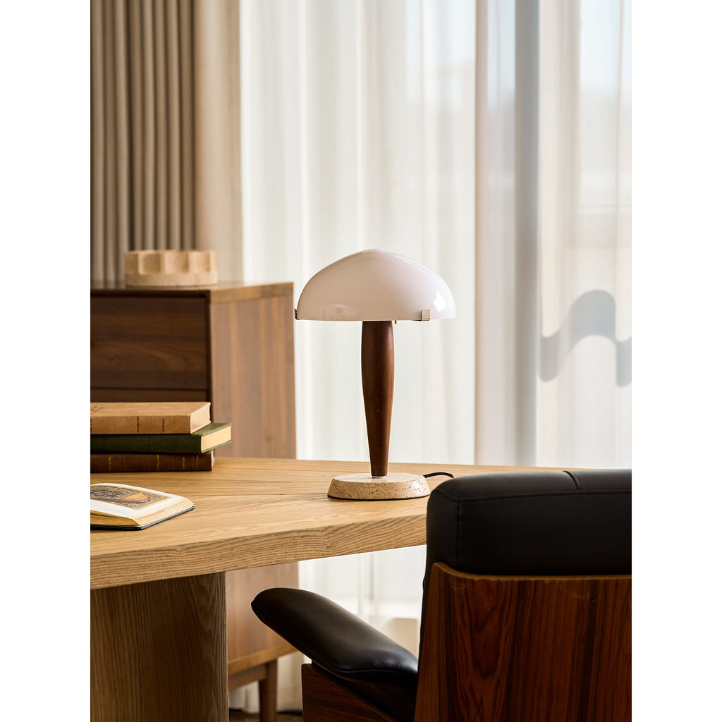 Mid-century-veistoksellinen pöytävalaisin | Ormexis