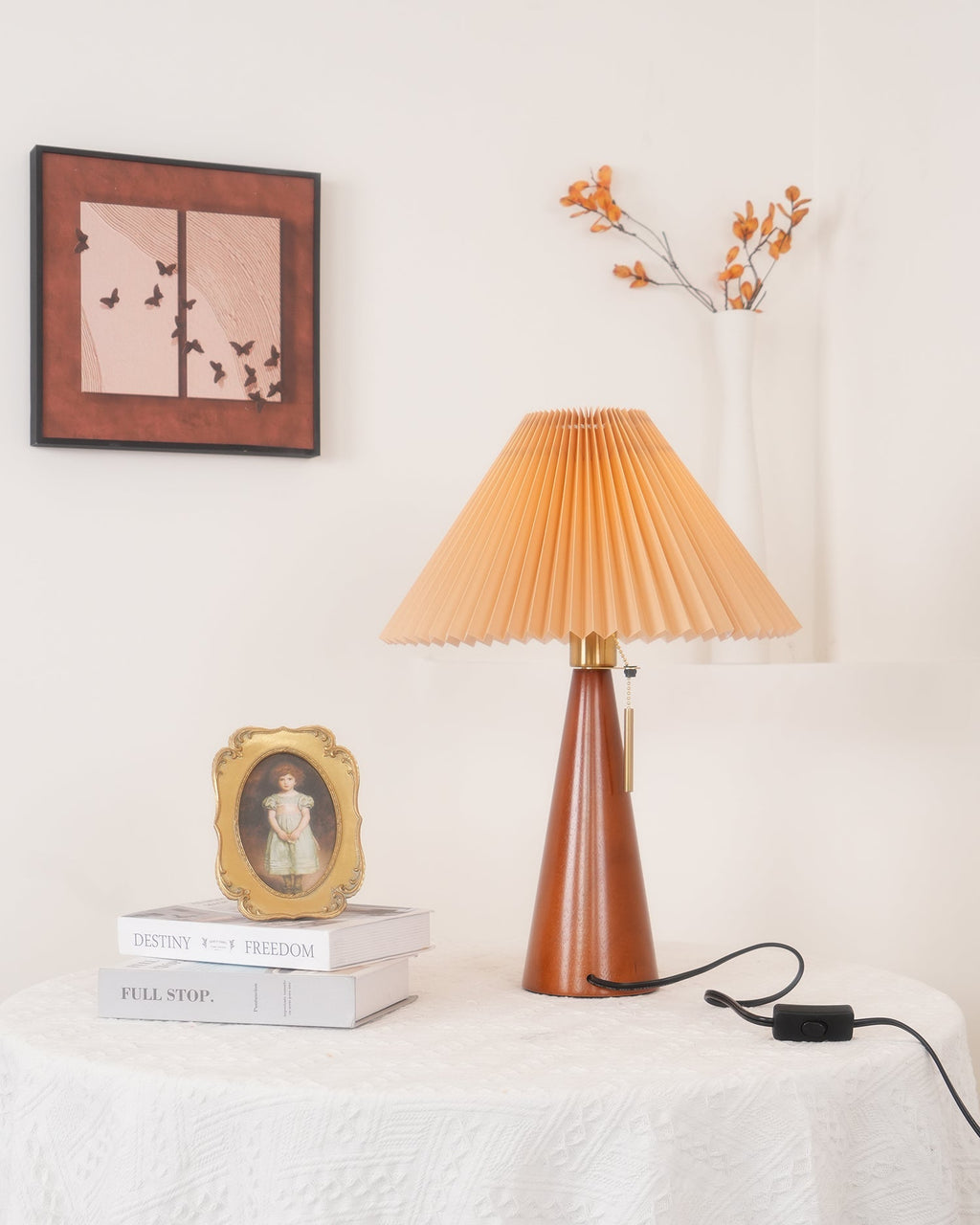 Couture Pleated Table Lamp | Ormexis