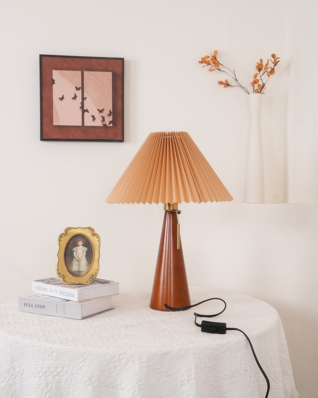 Couture Pleated Table Lamp | Ormexis