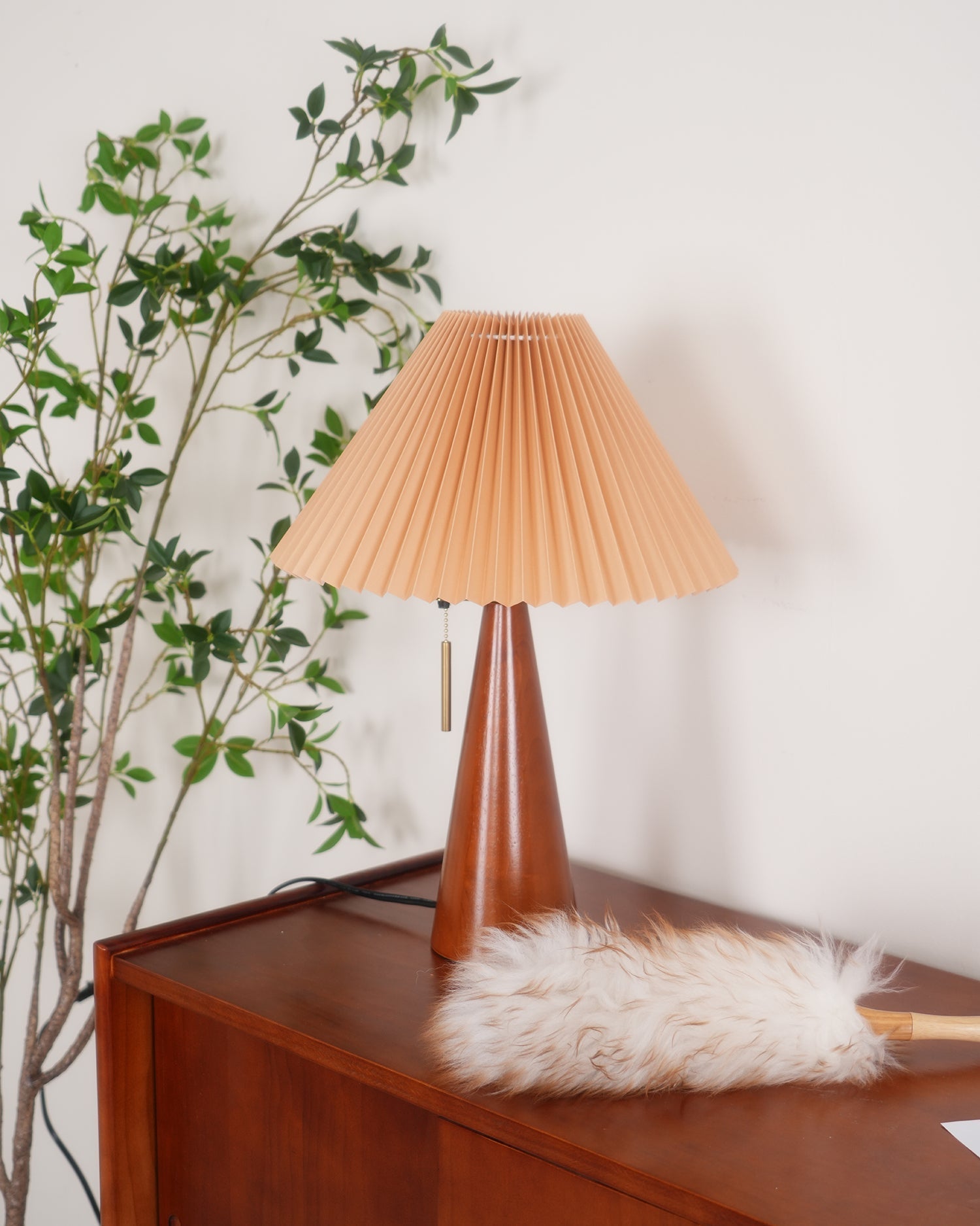 Couture Pleated Table Lamp | Ormexis