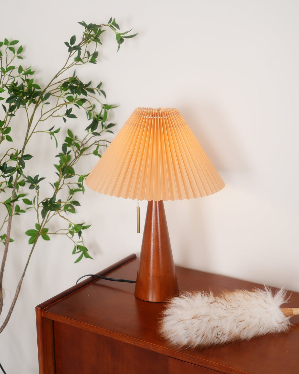 Couture Pleated Table Lamp | Ormexis