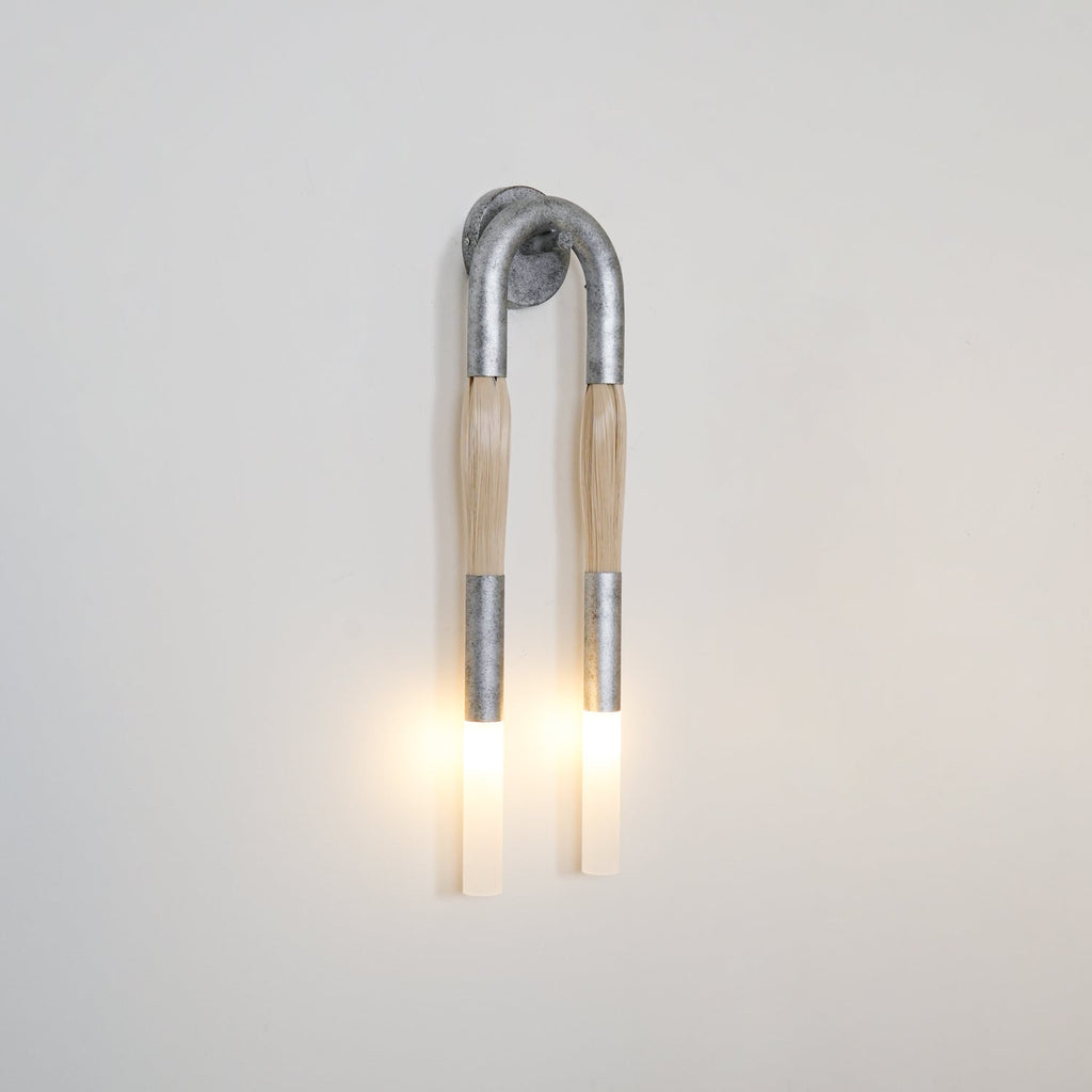 Comtesse vegglampe i akryl med frynser | Ormexis