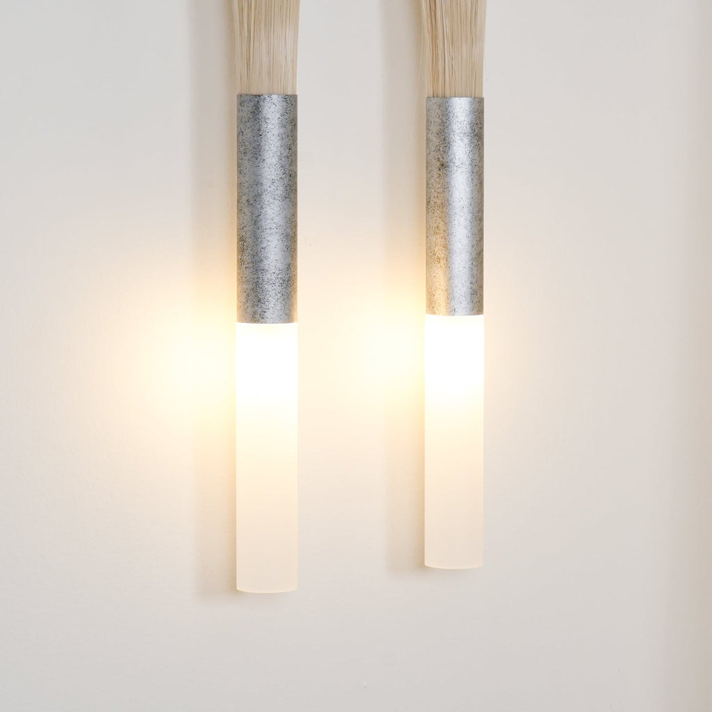 Comtesse vegglampe i akryl med frynser | Ormexis