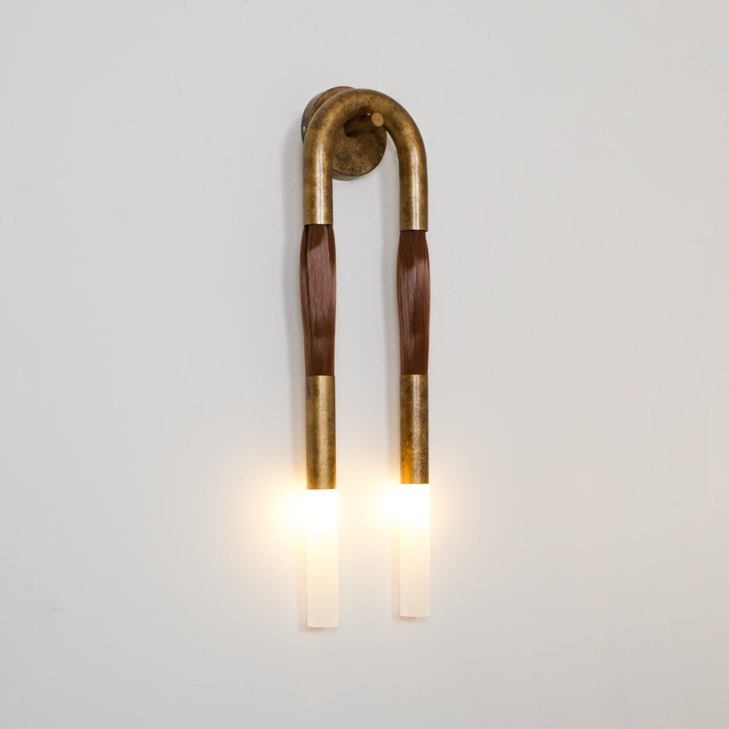 Comtesse vegglampe i akryl med frynser | Ormexis