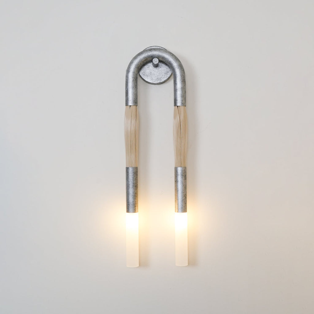 Comtesse vegglampe i akryl med frynser | Ormexis