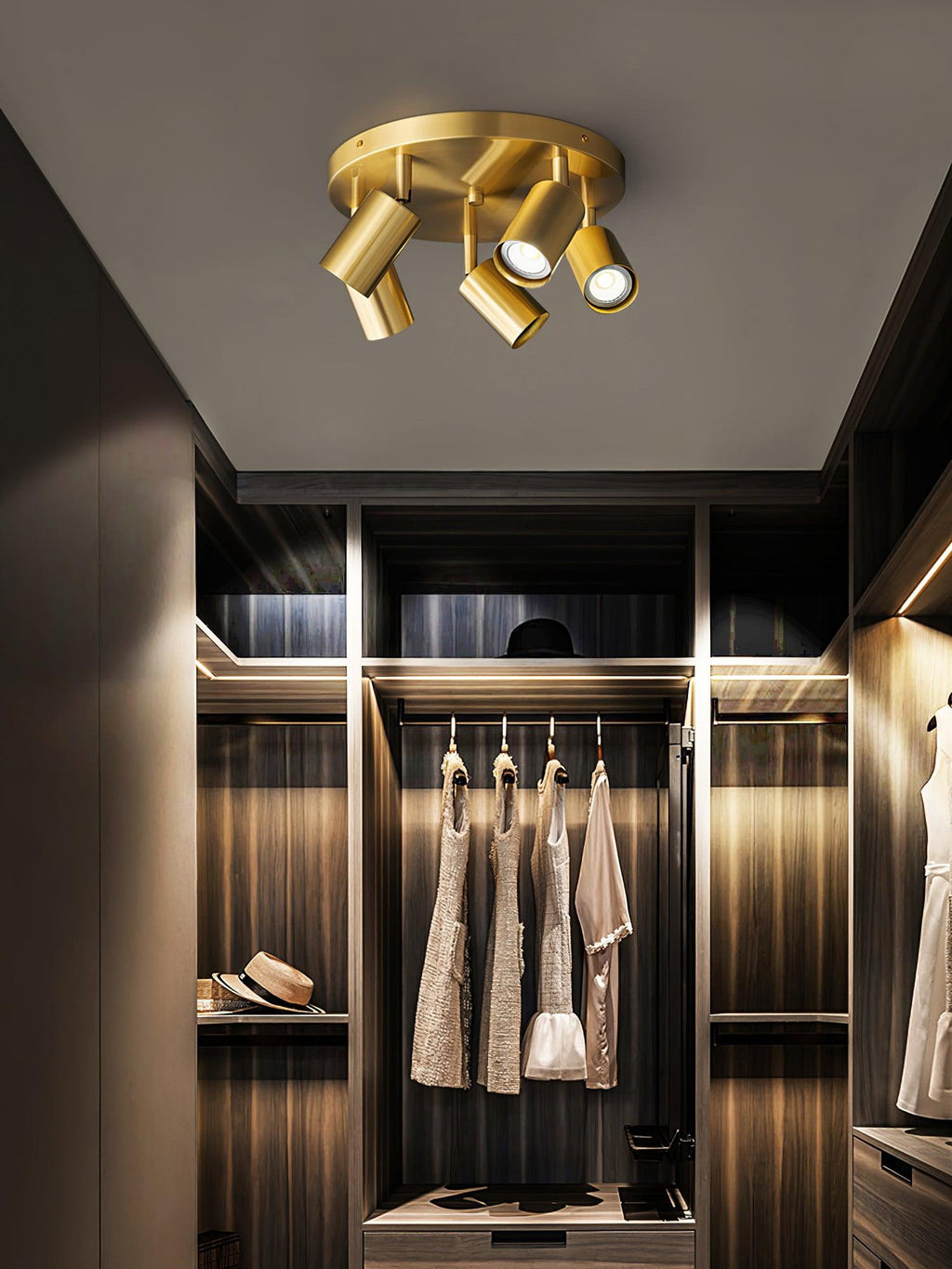 Modern Hugo Hotspot Adjustable Multi-Head Ceiling Light | Ormexis