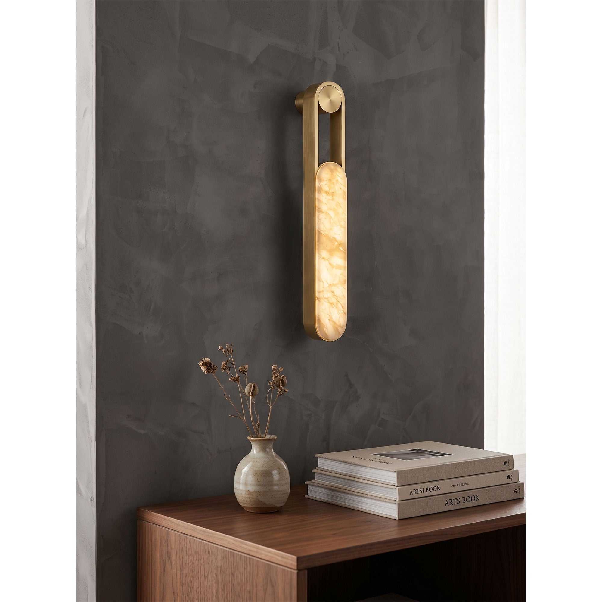 Lineaire kolomvormige albasten wandlamp voor de wastafel | Ormexis