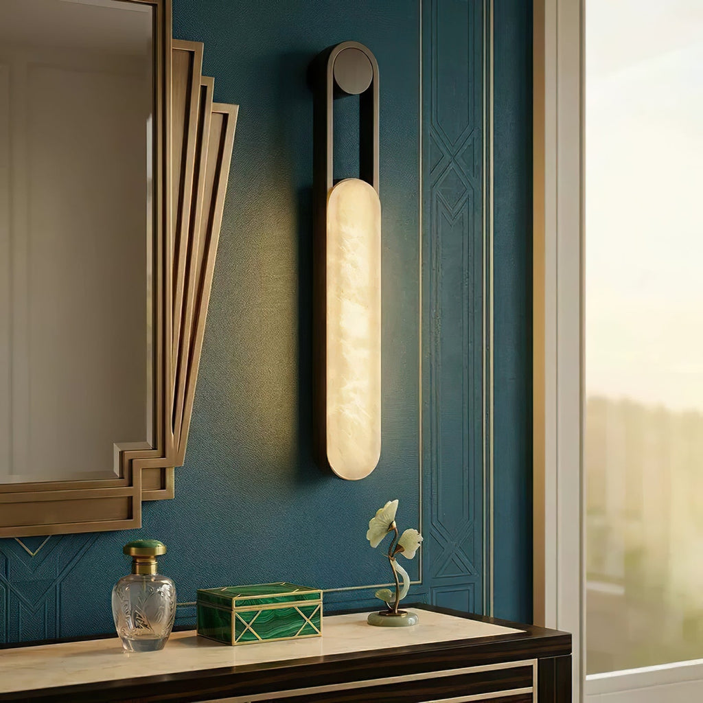 Lineaire kolomvormige albasten wandlamp voor de wastafel | Ormexis
