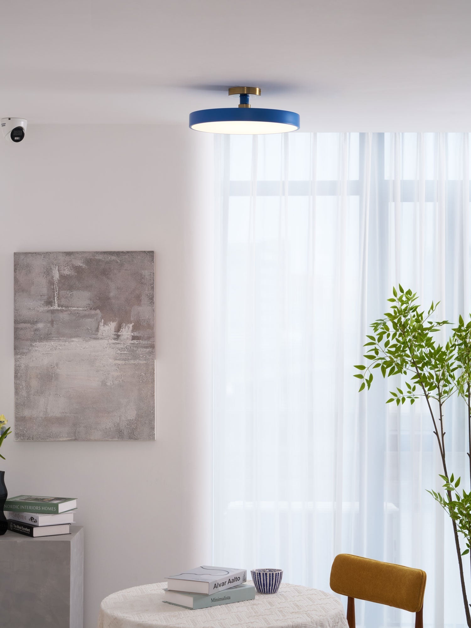 Vantira Disc Glow Ceiling Light | Ormexis