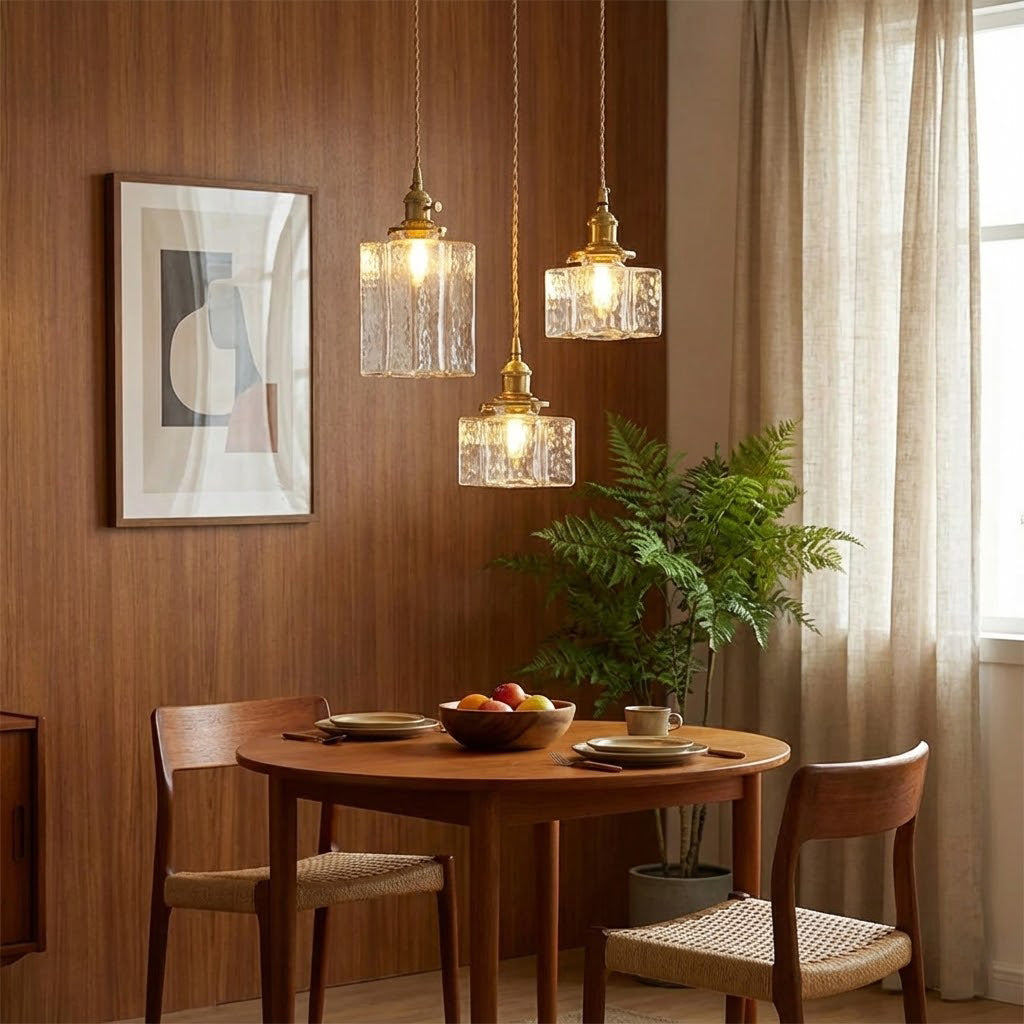 Závěsné svítidlo JewelGlass Sleek pro moderní kuchyňský prostor