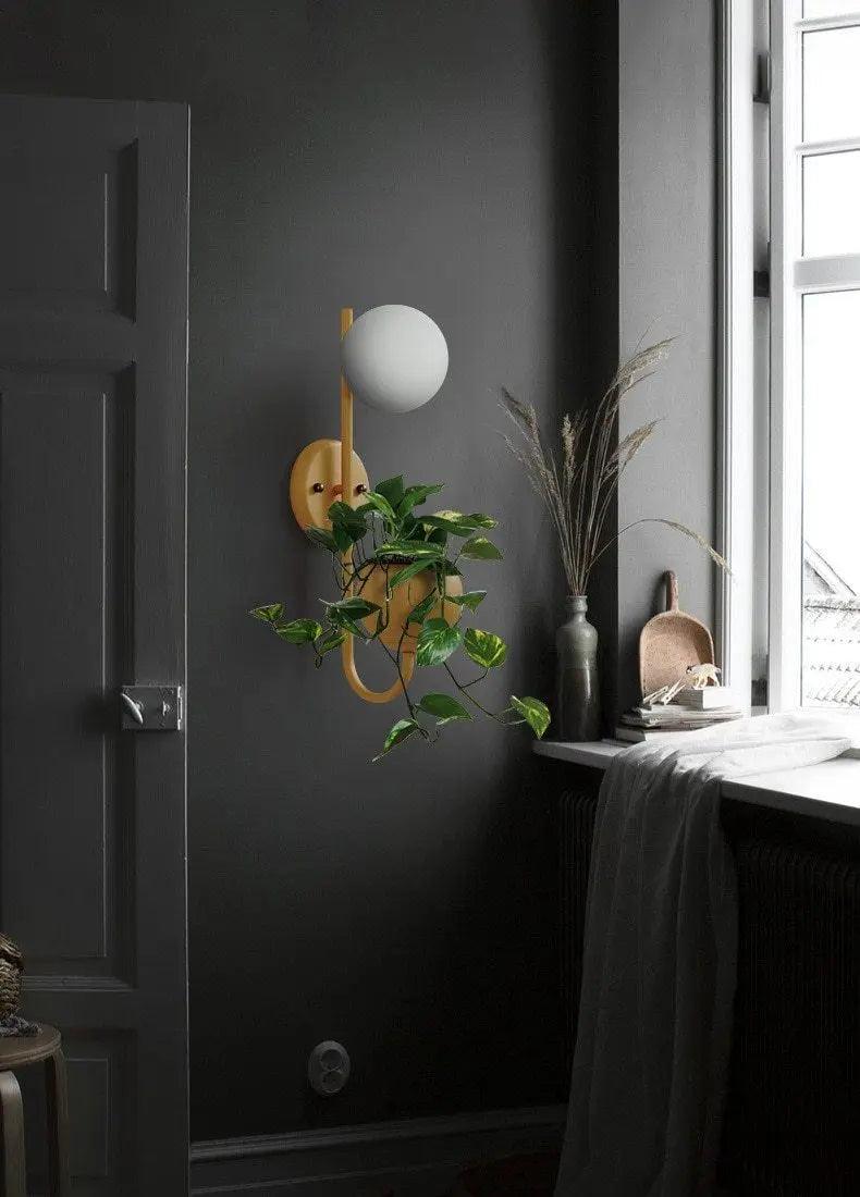 Atelier Garden Wall Sconce | Ormexis