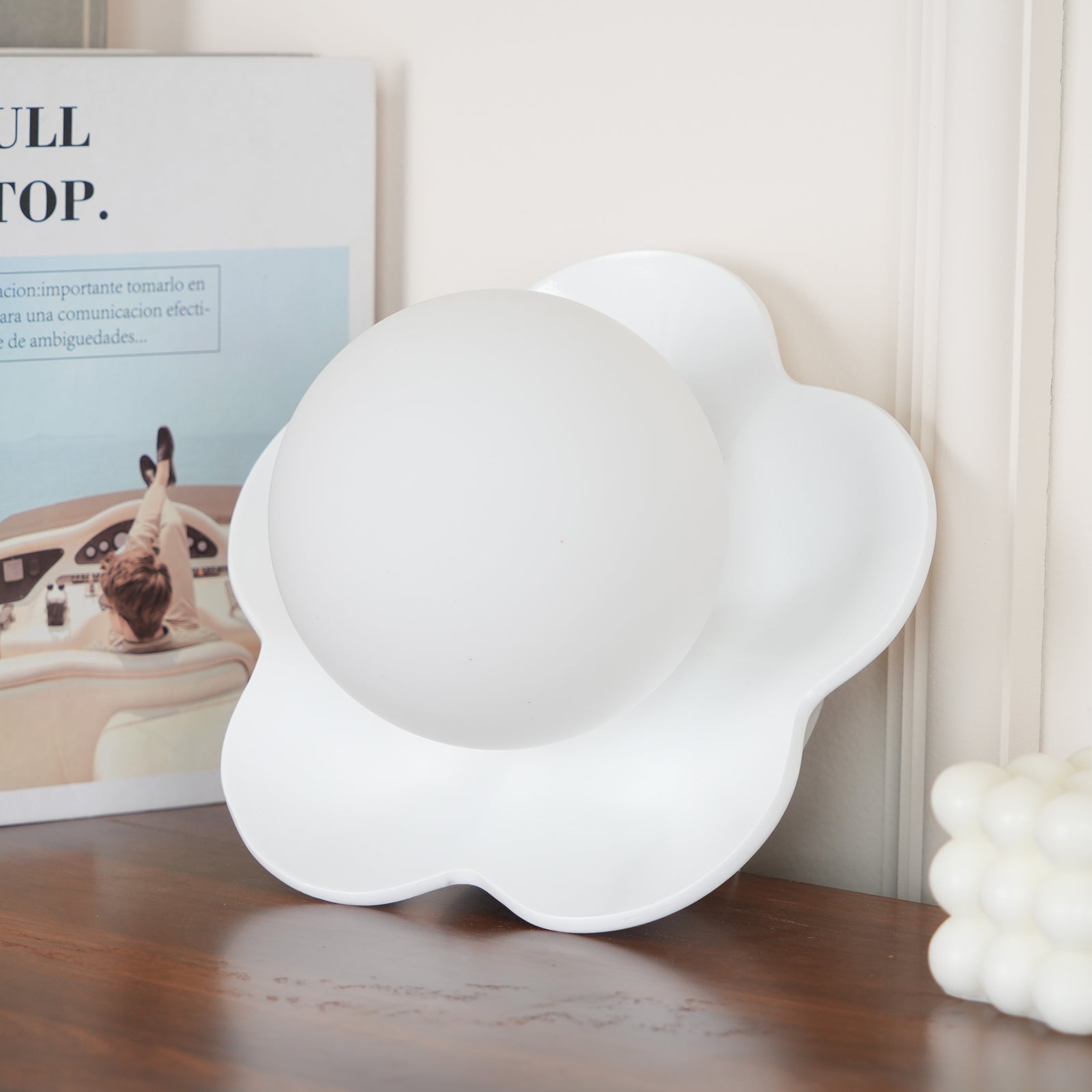 Soft Glow Flower Wall Sconce | Ormexis