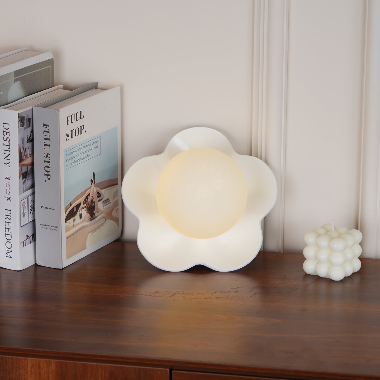 Soft Glow Flower Wall Sconce | Ormexis