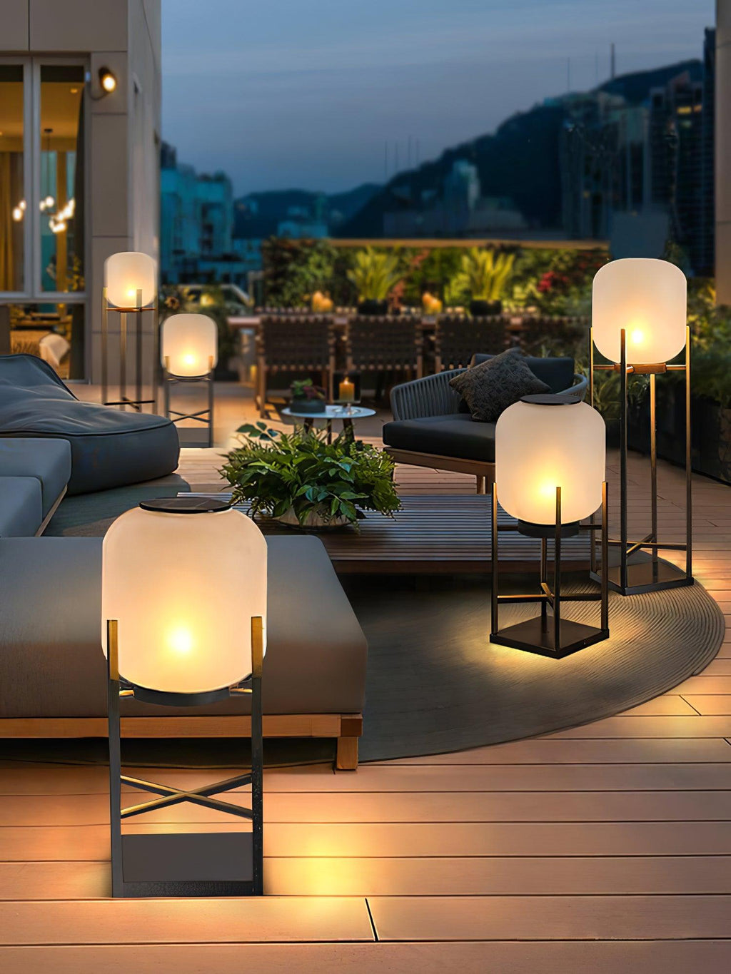 Opal Diffuser Outdoor Floor Lamp | Ormexis