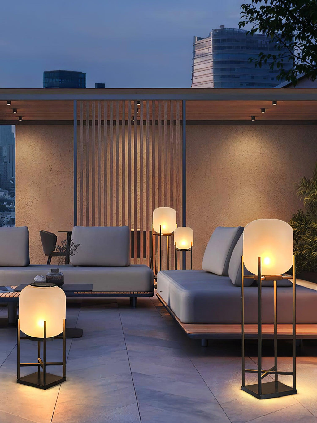 Opal Diffuser Outdoor Floor Lamp | Ormexis