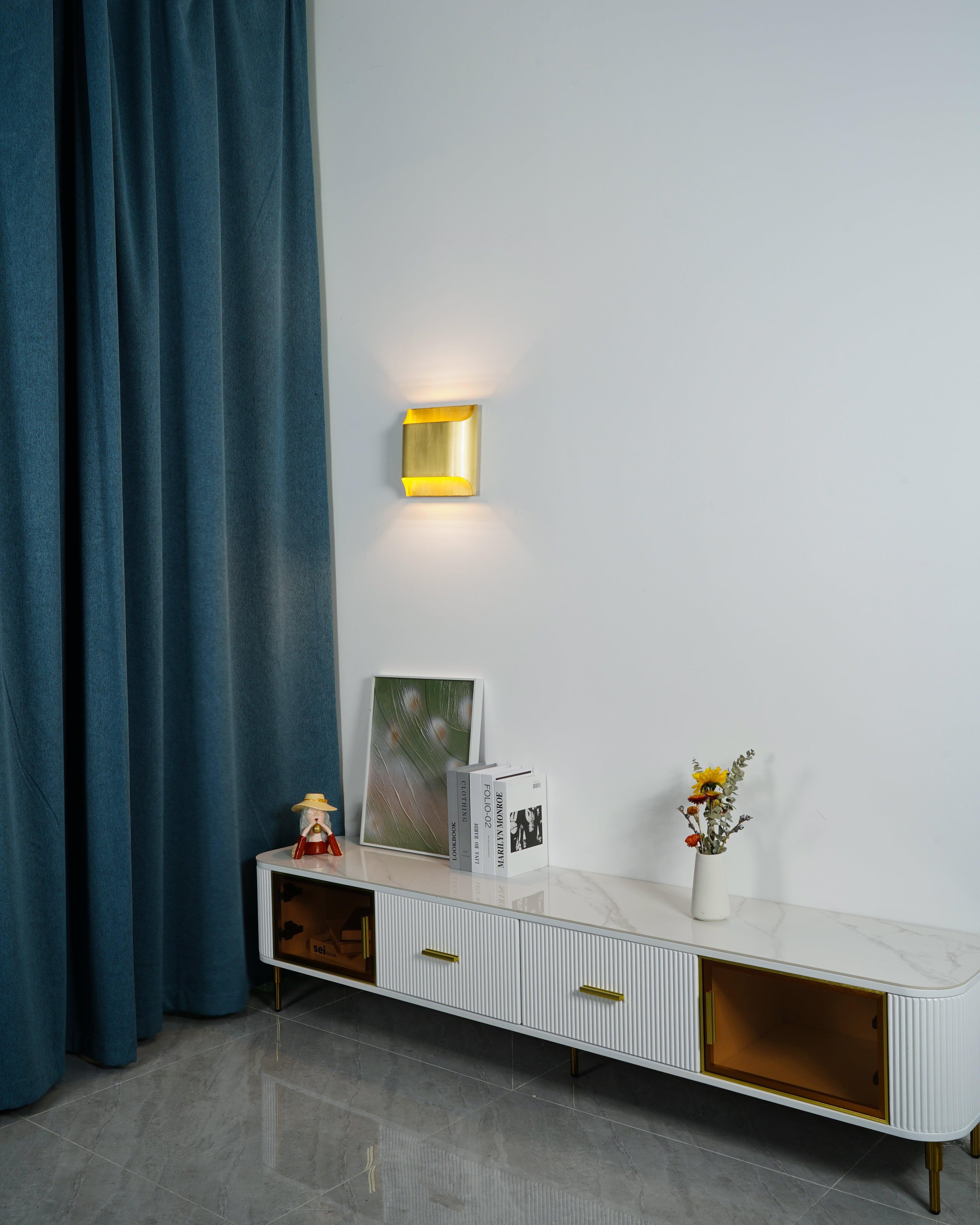 Applique da parete in ottone stile industriale | Ormexis