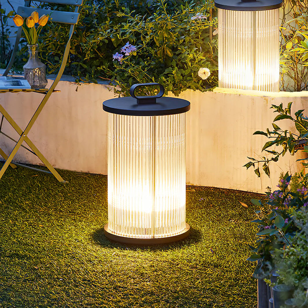 Lumière de lanterne en roseau radieux | Ormexis