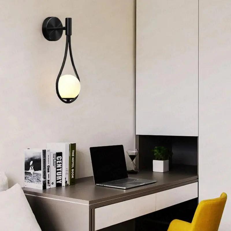 Silhouette Loop Wall Light | Ormexis
