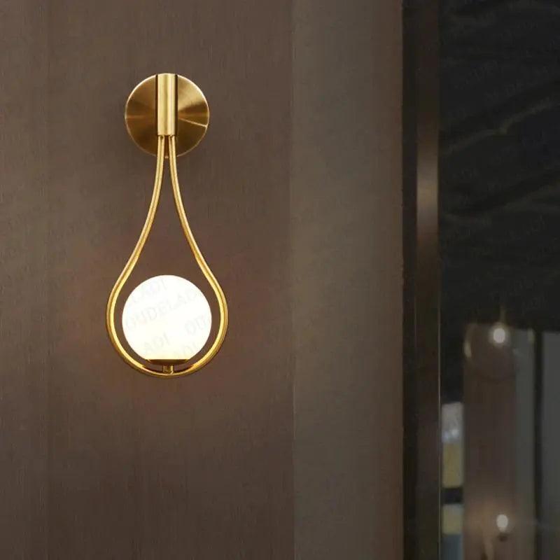 Silhouette Loop Wall Light | Ormexis