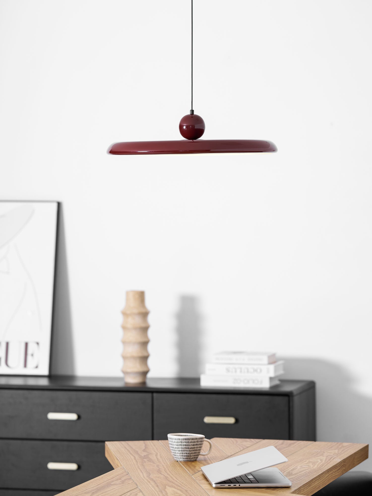 Contemporary Round LED Pendant Light | Ormexis