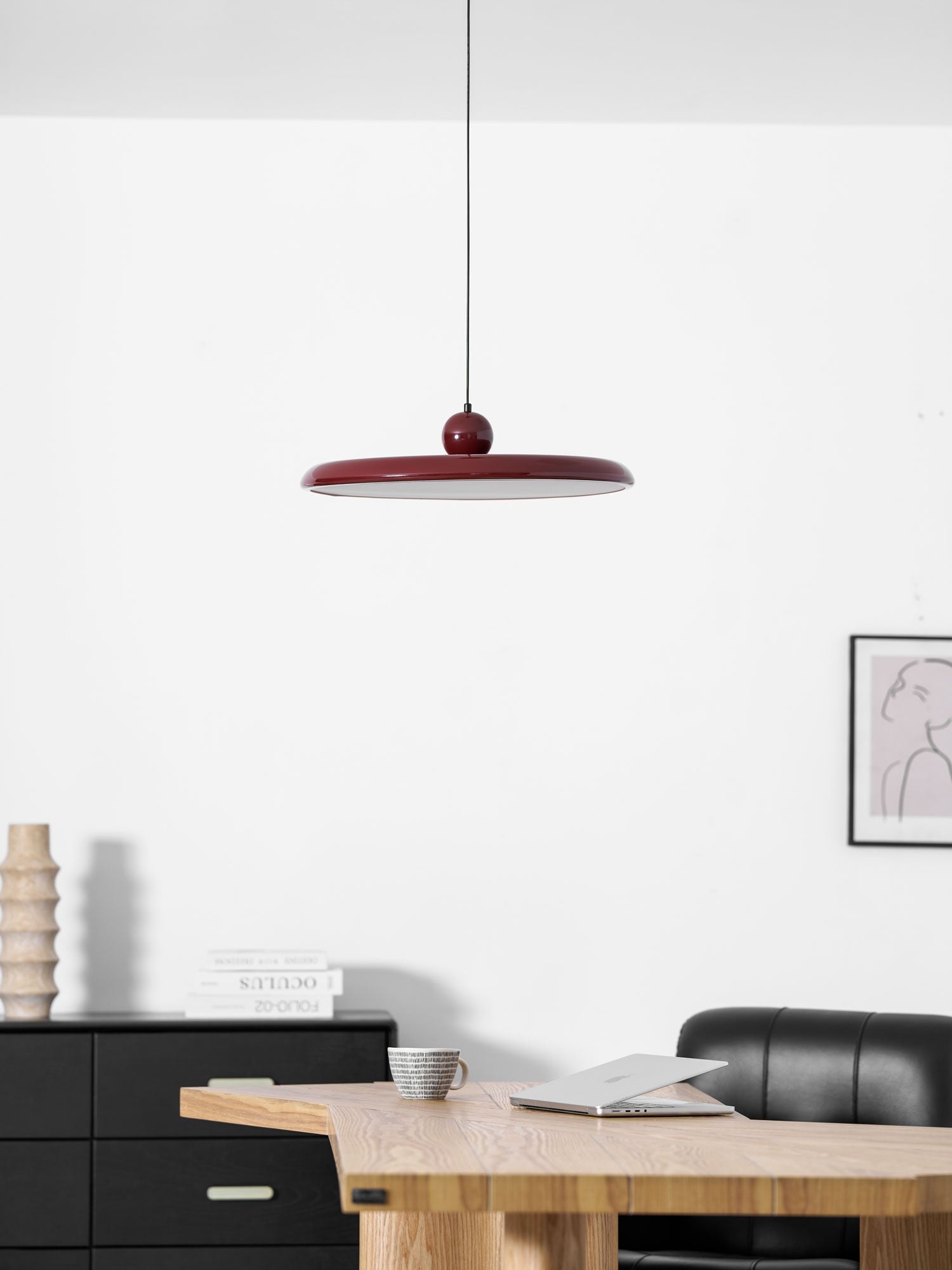 Contemporary Round LED Pendant Light | Ormexis