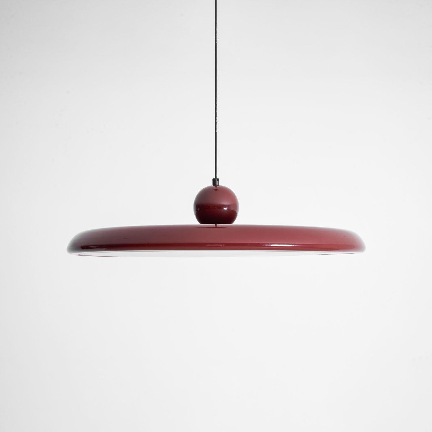 Contemporary Round LED Pendant Light | Ormexis