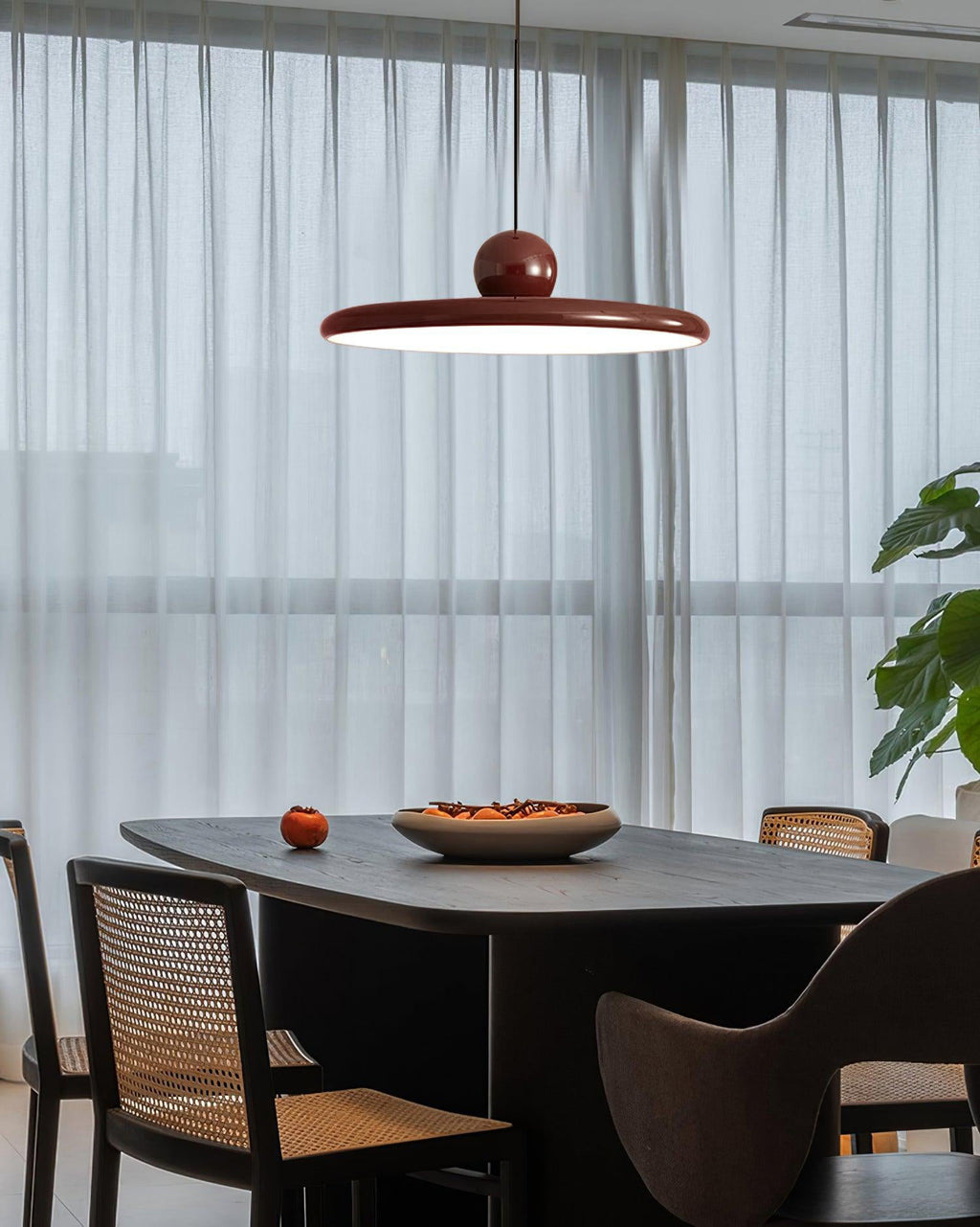 Contemporary Round LED Pendant Light | Ormexis