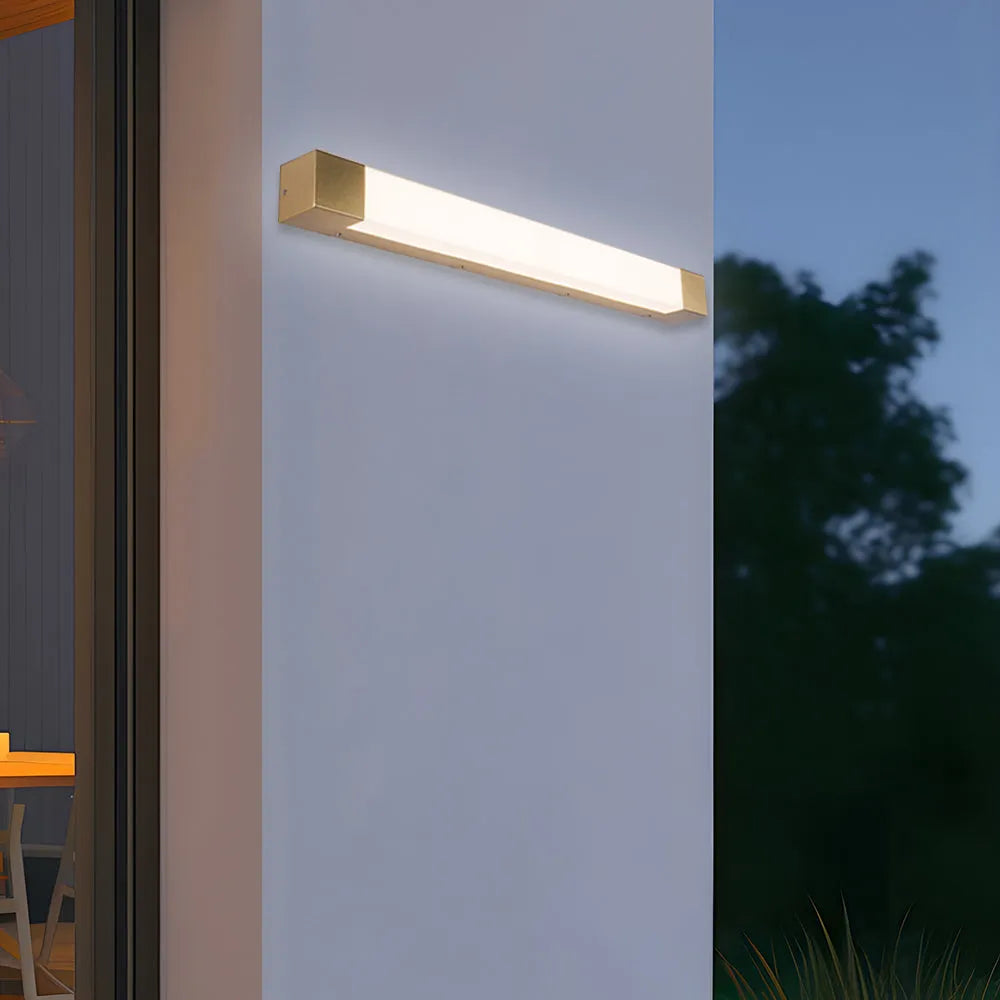 Modern Linear Outdoor Sconce | Ormexis