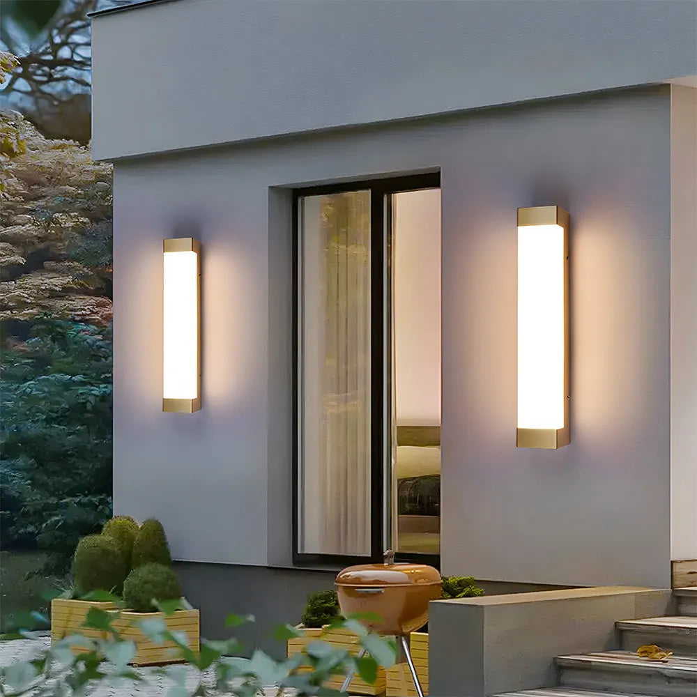 Modern Linear Outdoor Sconce | Ormexis