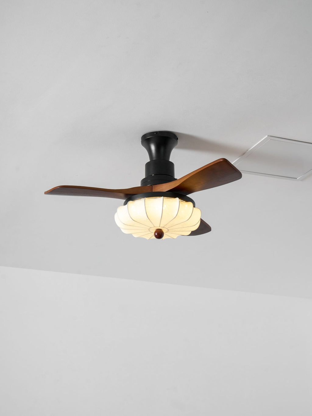 Lampa sufitowa z wentylatorem Lotus | Ormexis
