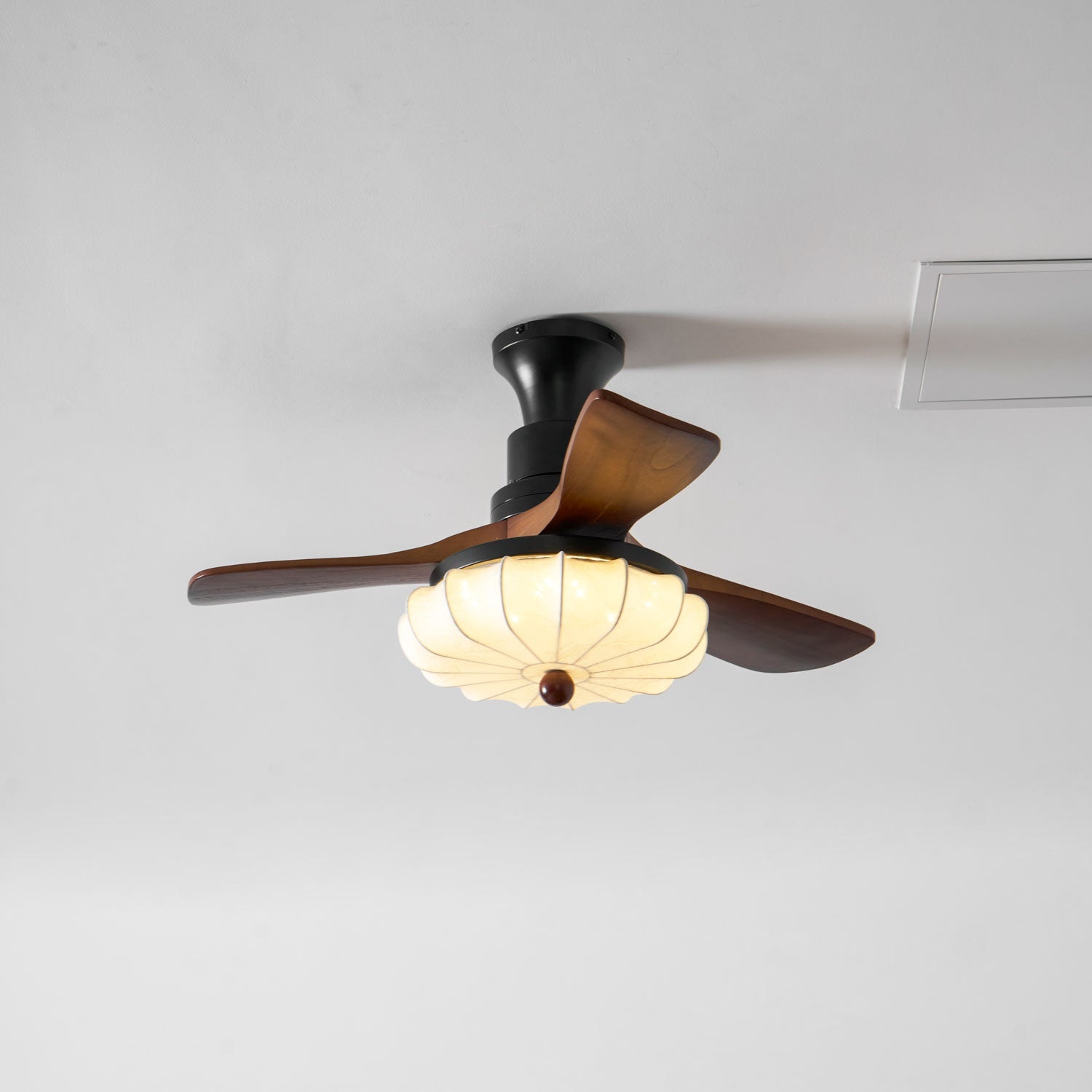 Lampa sufitowa z wentylatorem Lotus | Ormexis