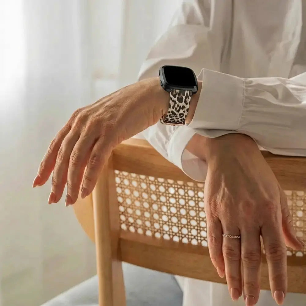 Pulseira de Silicone Lucky Leopard para a Série Versa da Fitbit