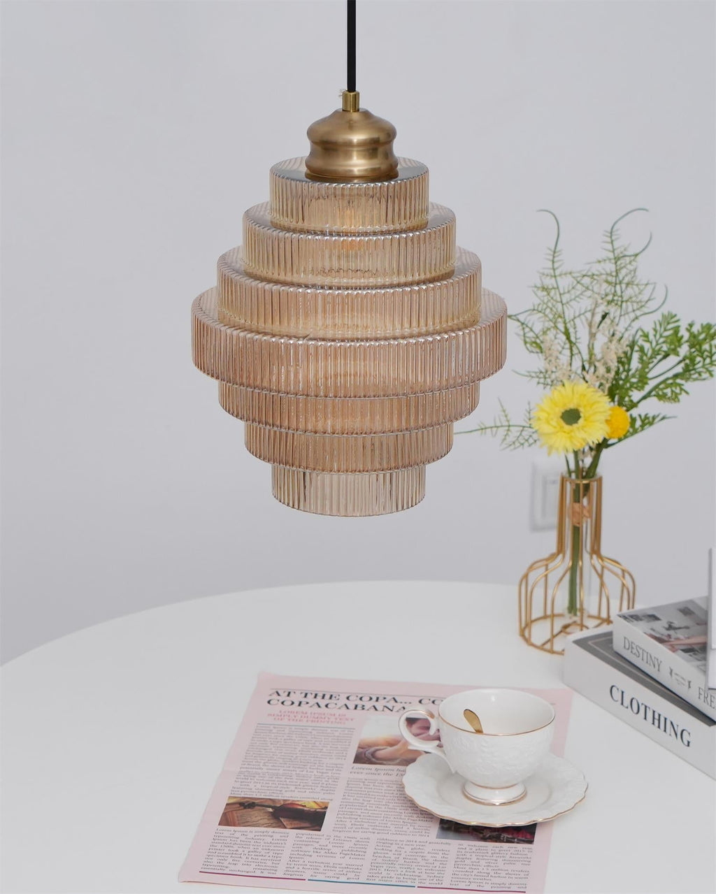 Vintage Tiered Glass Pendant Lamp | Ormexis