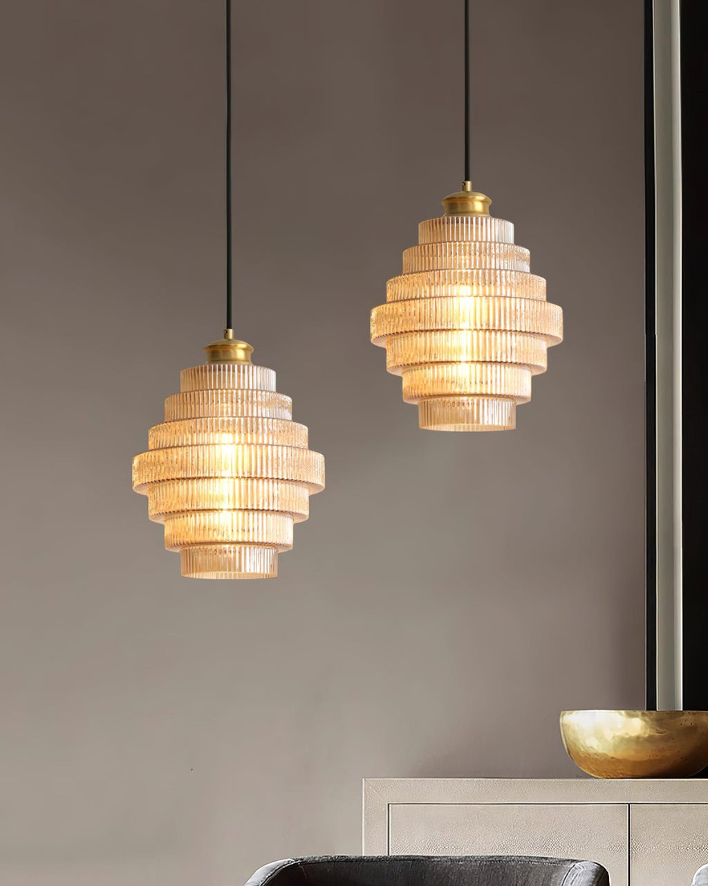 Vintage Tiered Glass Pendant Lamp | Ormexis