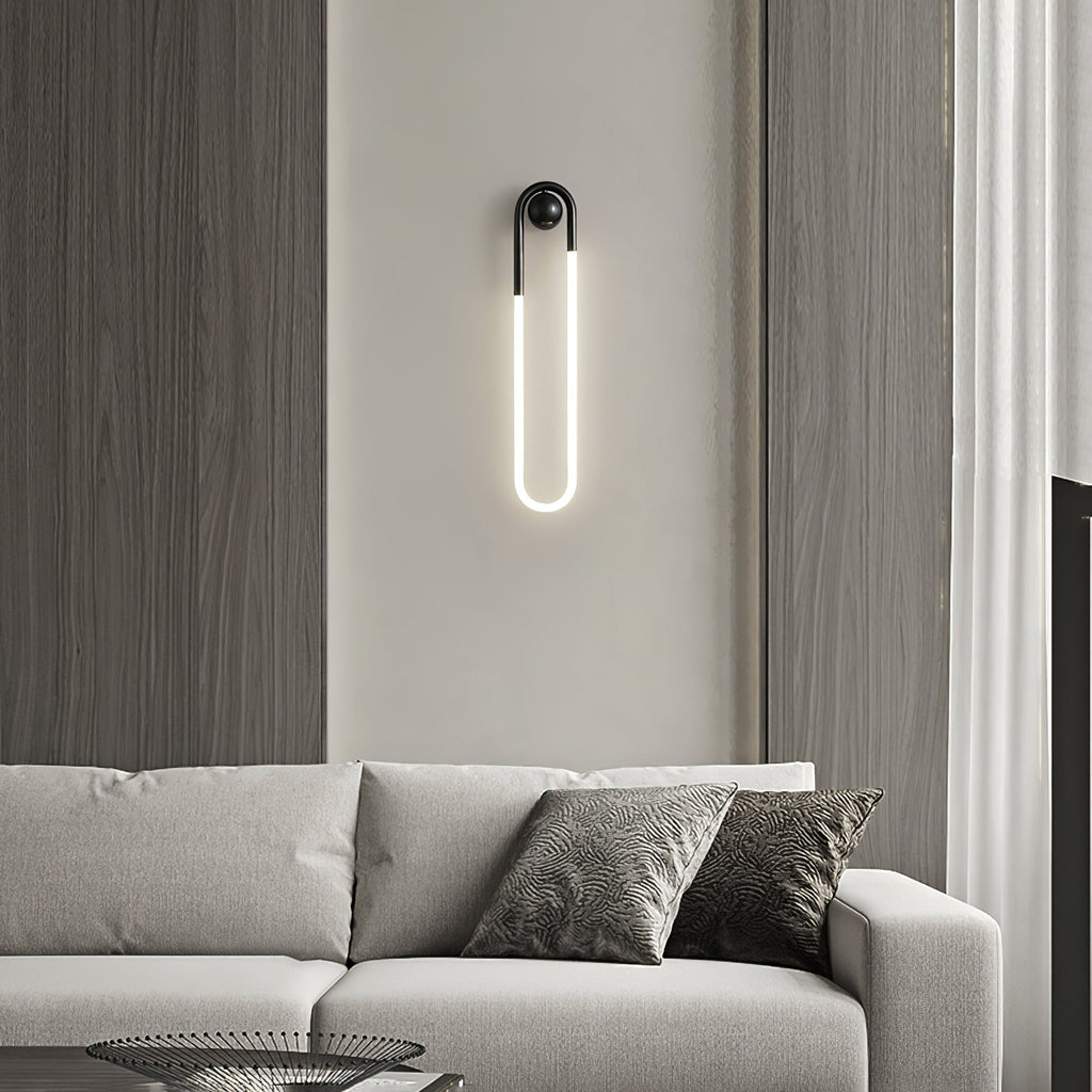 Moderní nástěnná lampa Lunara pro elegantní současné prostory