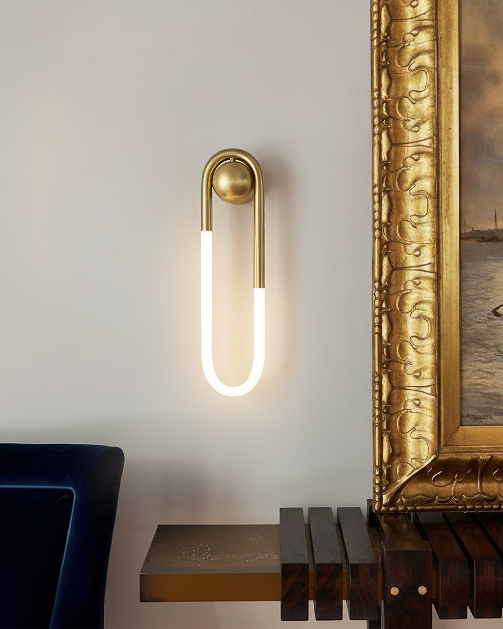 Moderní nástěnná lampa Lunara pro elegantní současné prostory