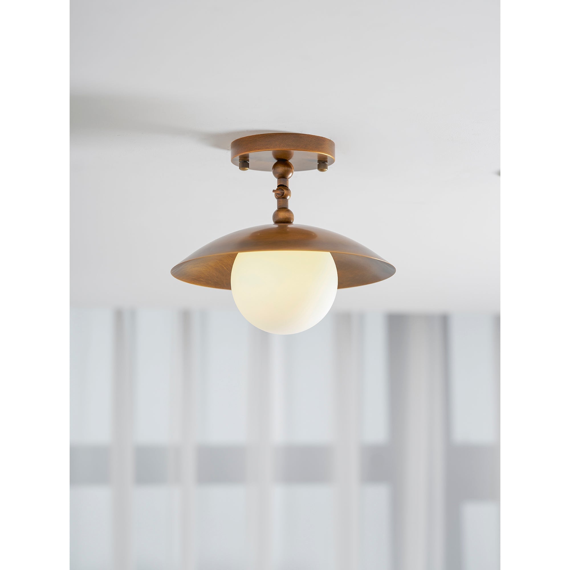 Lampa sufitowa kopułowa Coterie | Ormexis