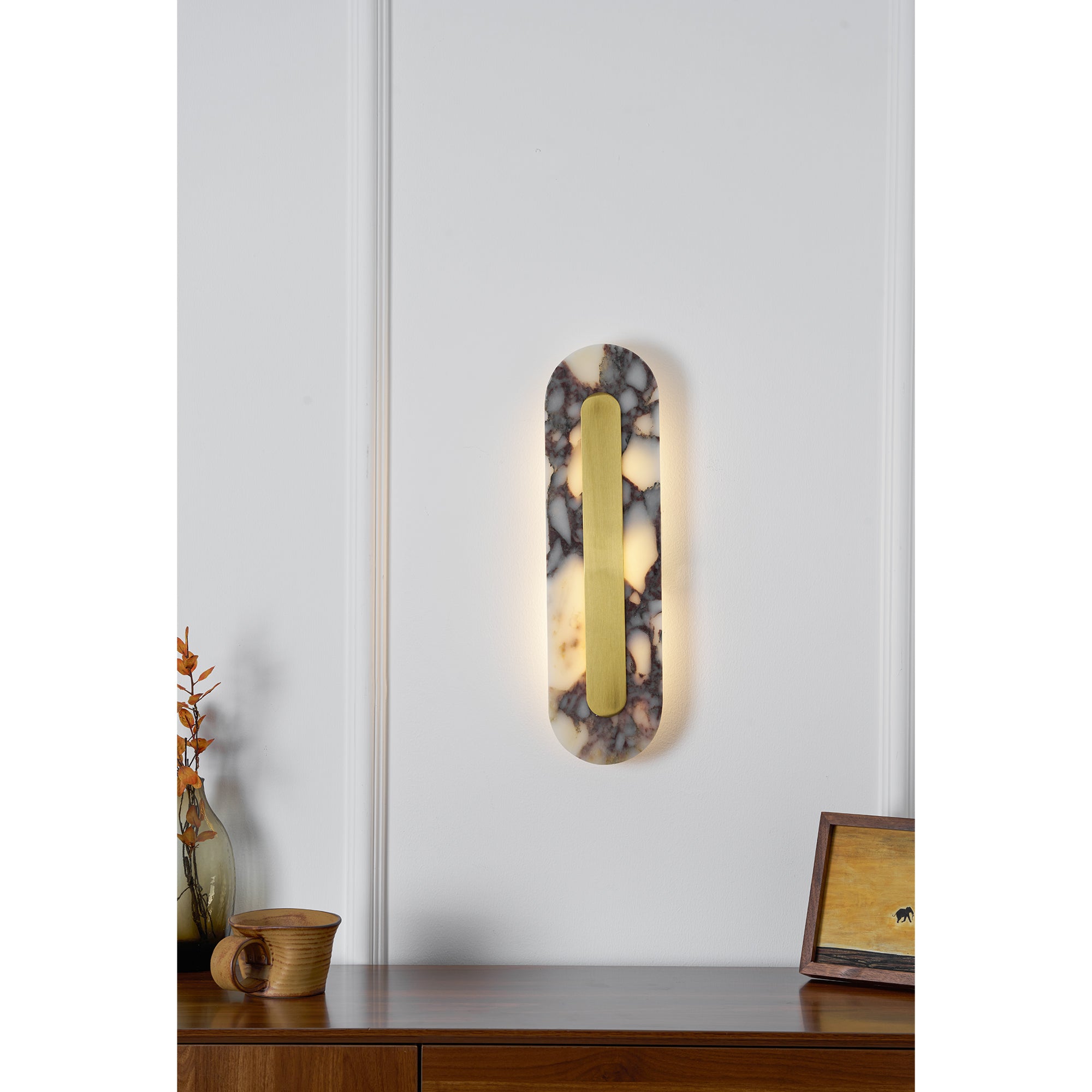 Refined Marble Wall Sconce | Ormexis